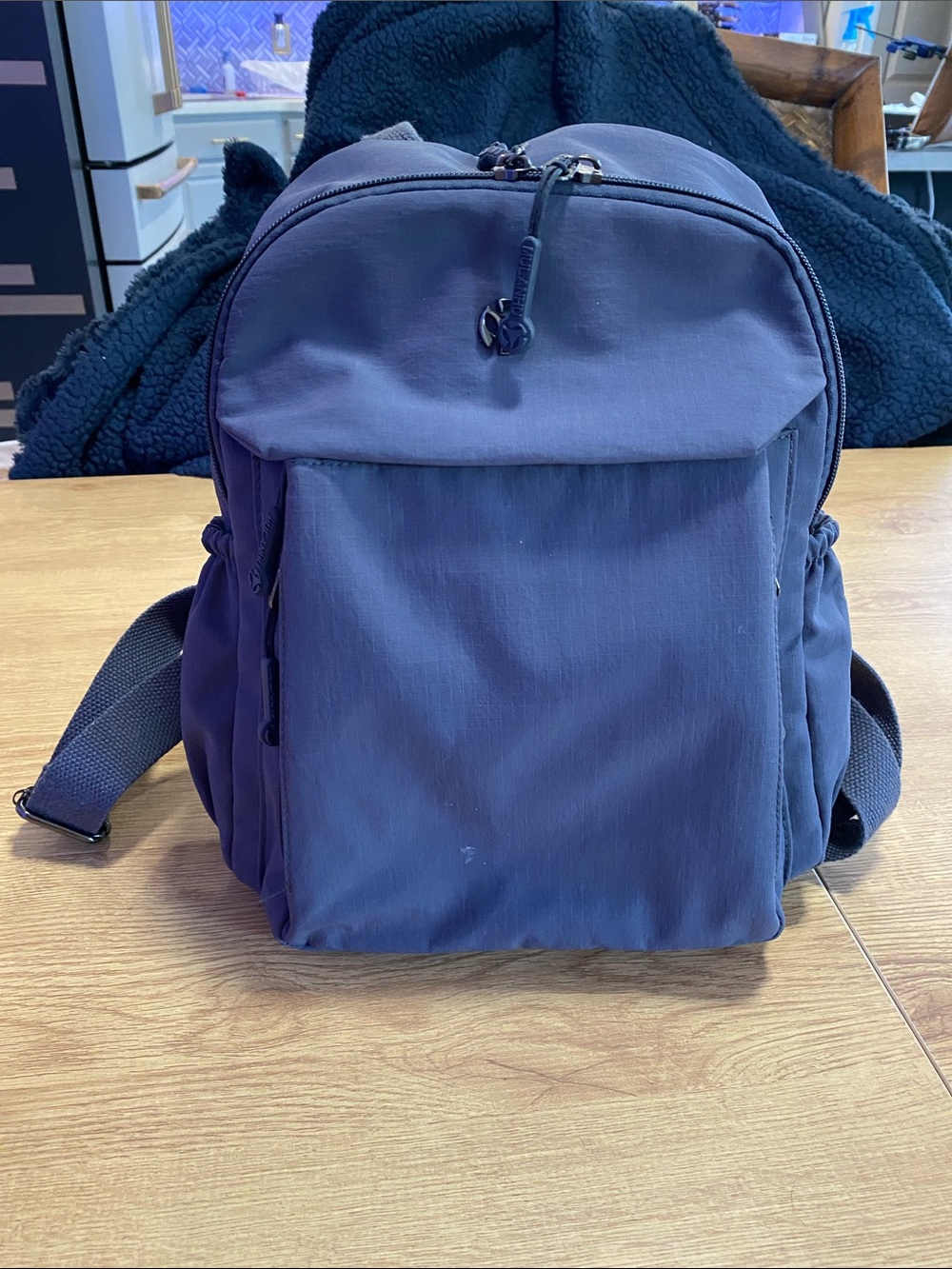 Everyday Compact Women's Grey Backpack